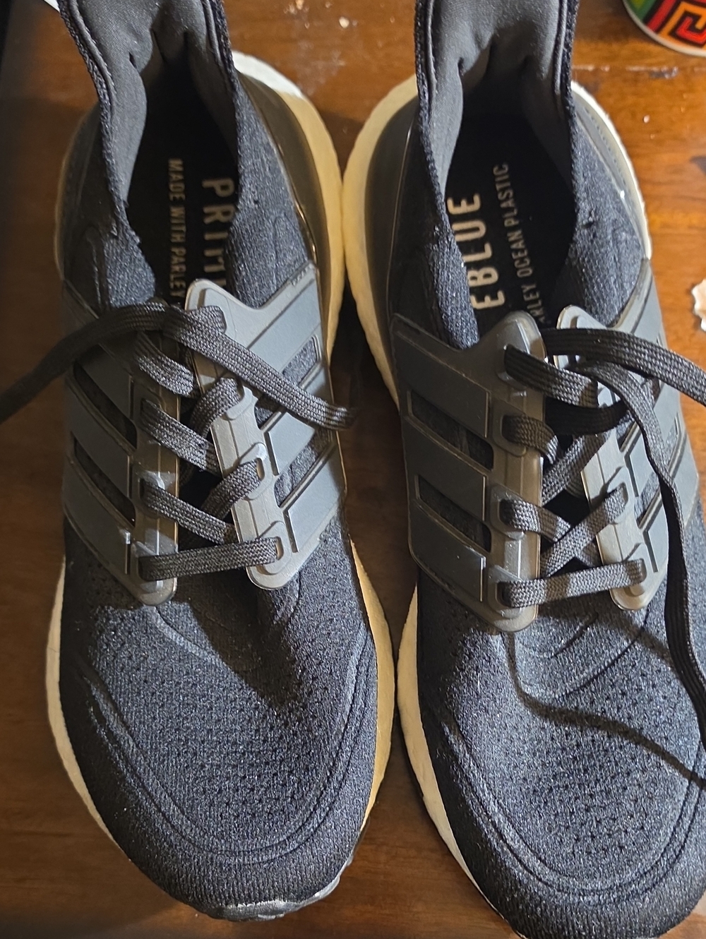 Black Men's Performance Running Sneakers